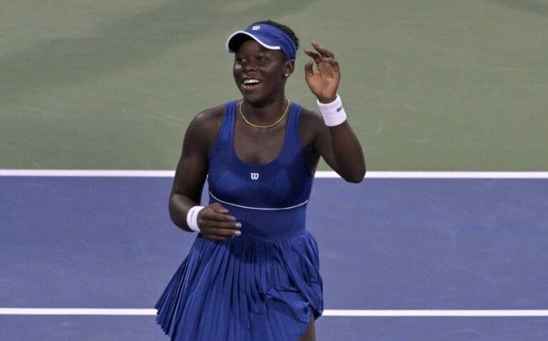 Mboko arrasa Gauff em Montreal e estreia-se em ‘quartos’ de WTA 1000, Rybakina também vence