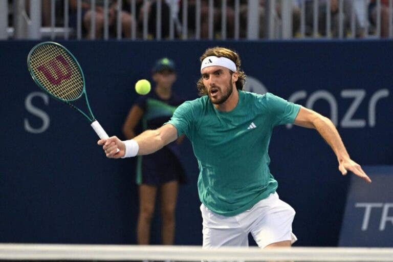Tsitsipas rendido: «Nunca trabalhei com ninguém tão determinado como o meu pai»