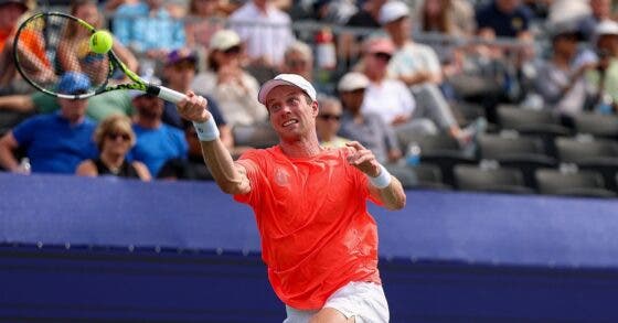 Van de Zandschulp e Fucsovics defrontam-se na final em Winston-Salem