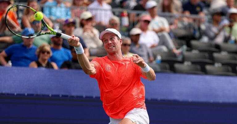 Van de Zandschulp e Fucsovics defrontam-se na final em Winston-Salem