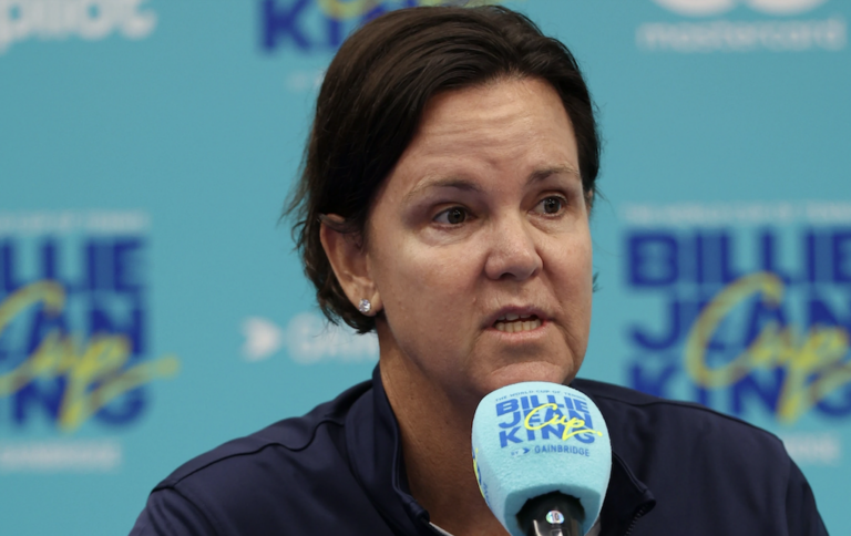 Davenport só pensa em vencer a Billie Jean King Cup: «Não viemos aqui para chegar às ‘meias’»