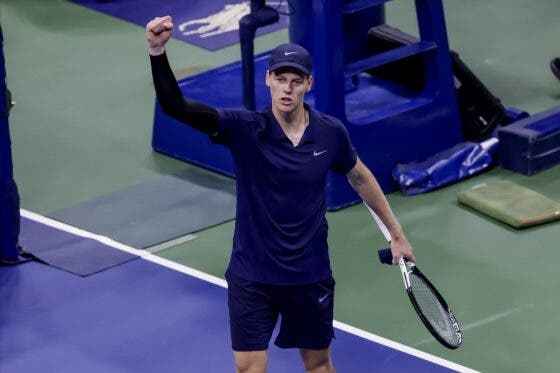 Sinner torna-se no mais jovem de sempre a chegar à final dos quatro Grand Slams numa só época