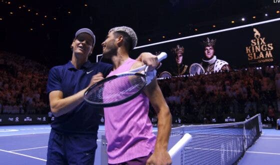 Sinner não dá chances a Alcaraz e volta a conquistar o Six Kings Slam