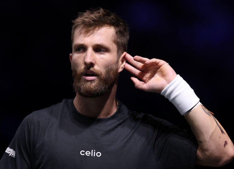 Moutet promete duelo explosivo com Bublik: «Vou tentar mandá-lo para casa»