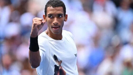 Aliassime encantado com nível em Xangai: «Por momentos foi uma loucura»