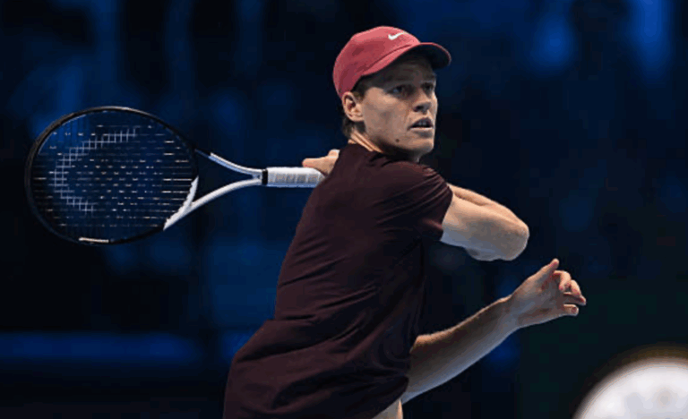 Sinner aproxima-se de Alcaraz na luta pelos grandes títulos