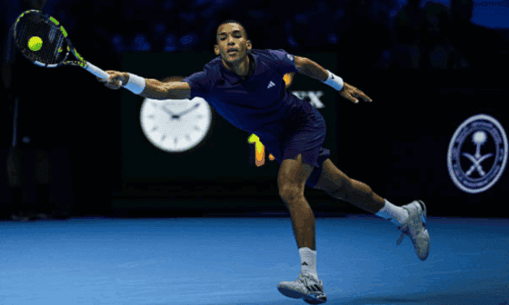 Auger-Aliassime rende-se a Sinner: «É o adversário mais difícil de derrotar aqui»