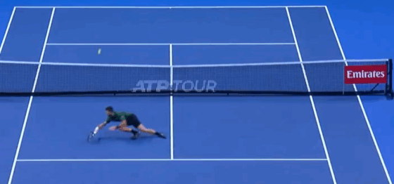 [VÍDEO] Djokovic venceu uma troca de bolas de loucos para quebrar Musetti em Atenas