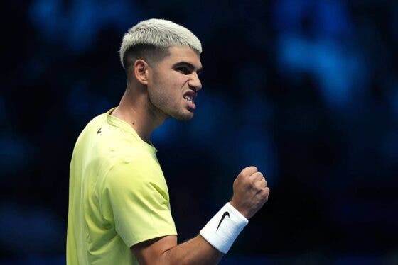 Alcaraz resiste a batalha fantástica com Fritz e está a um passo das ‘meias’ nas ATP Finals