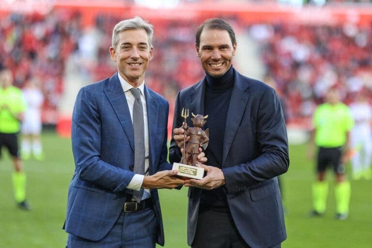 Nadal foi homenageado no relvado em jogo do Maiorca para a liga espanhola