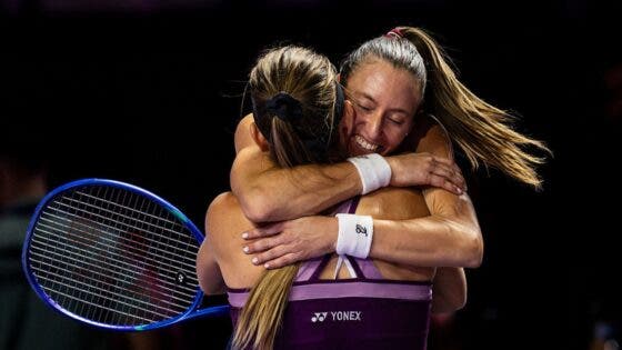 HISTÓRIA para o Brasil: Luísa Stefani está na final das WTA Finals