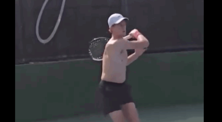 Jannik Sinner já prepara a nova época com olho no Australian Open 2026