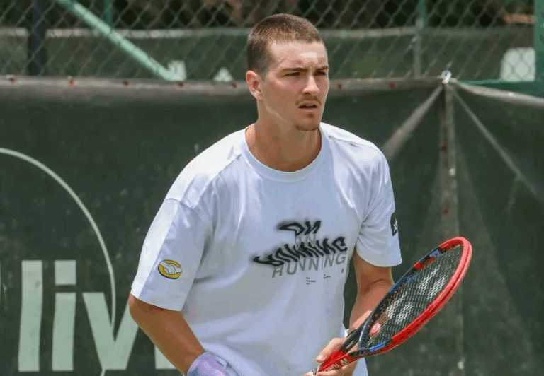 Prometido é devido! João Fonseca já cortou o cabelo antes da nova época
