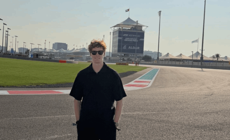 Sinner assistiu de perto ao título mundial de Lando Norris em Abu Dhabi
