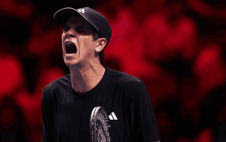 Jodar surpreende Tien no primeiro dia das NextGen Finals