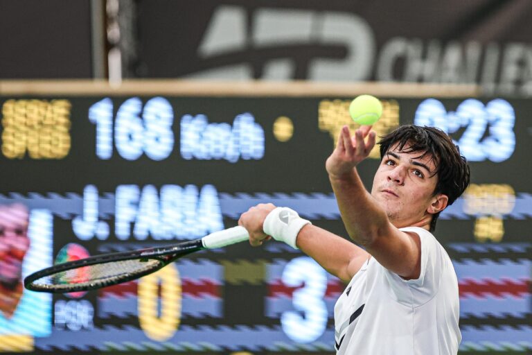 Tiago Pereira regressa à relva quatro anos depois e estreia-se em ATP 500 com desaire em Halle