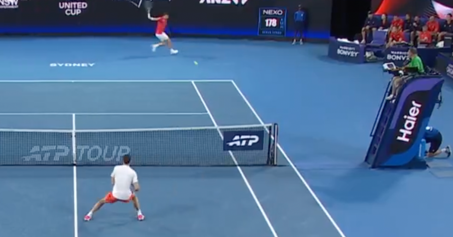 [VÍDEO] A incrível esquerda de Wawrinka que irá deixar saudades no ténis