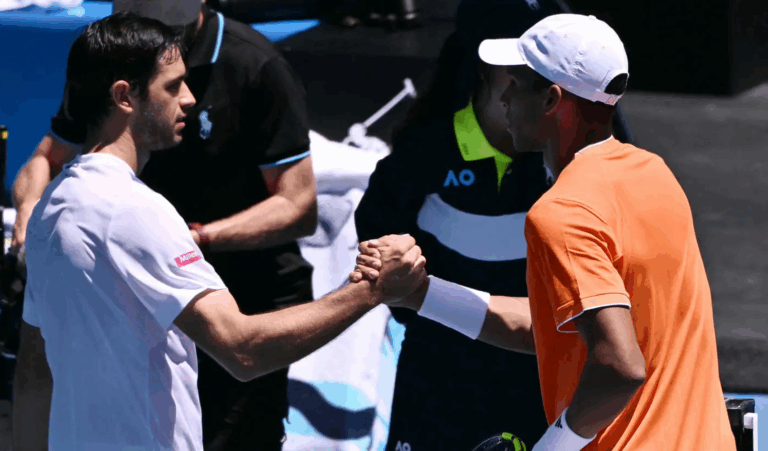 Borges feliz após superar top 10 Aliassime: «Sinto por ele, mas é uma grande vitória de qualquer forma»