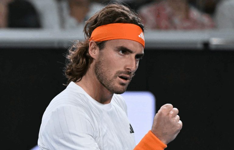 Tsitsipas apanha susto mas segue em segurança para segunda ronda terrível no Australian Open