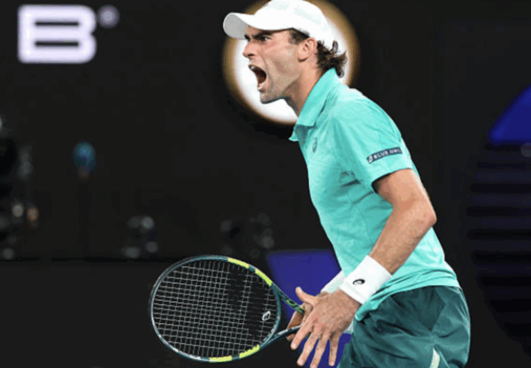 Spizzirri e o fecho do teto contra Sinner: «Foi engraçado ter sido mesmo depois de o quebrar»