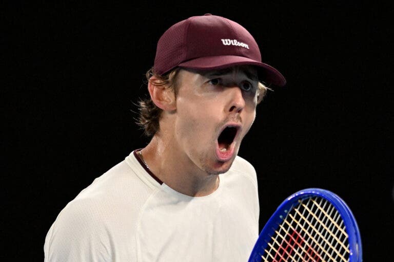 De Minaur resolve armadilha contra Fils e começa bem nova caminhada em Roterdão