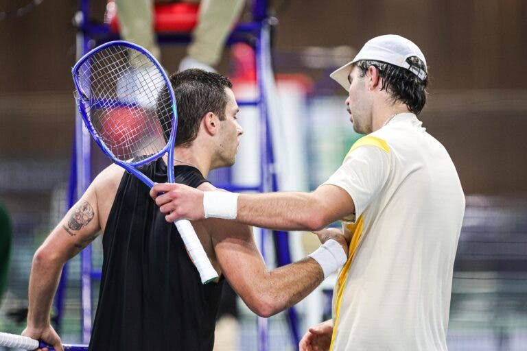 Jaime Faria deixa escapar set points e perde no Indoor Oeiras Open