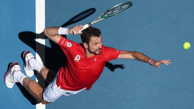 Wawrinka amplia registo incrível com 23.ª época a vencer pelo menos um encontro
