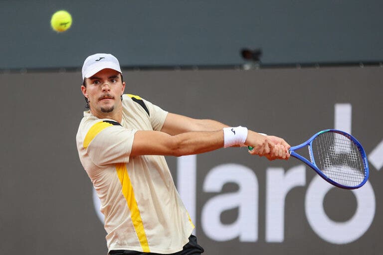 Jaime Faria exibe-se em bom plano mas despede-se novamente nos ‘quartos’ do Rio Open