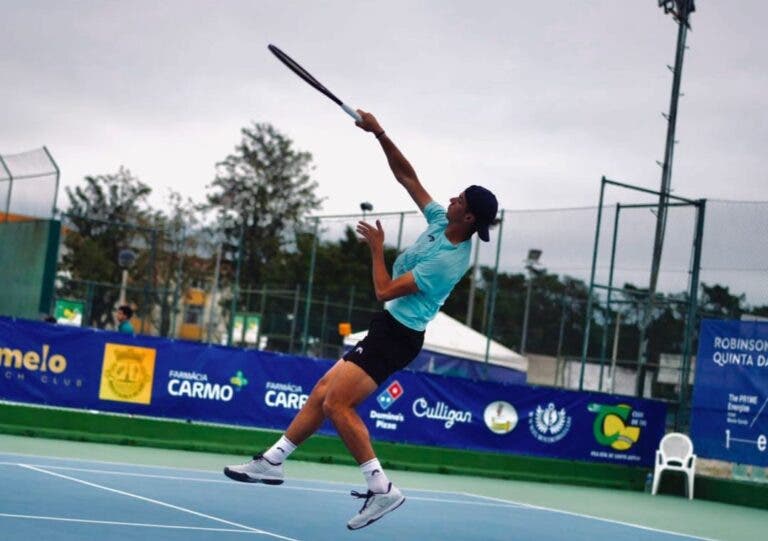 Gastão Elias e Tiago Pereira seguem para os ‘quartos’ em Vila Real de Santo António