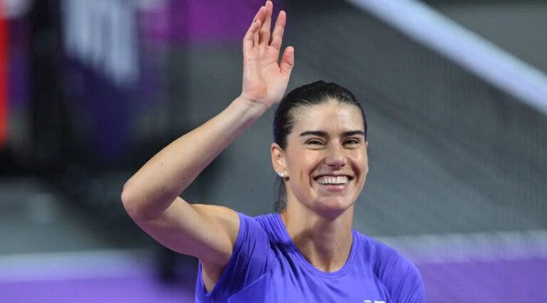 Cirstea atropela rumo aos quartos-de-final em Cluj