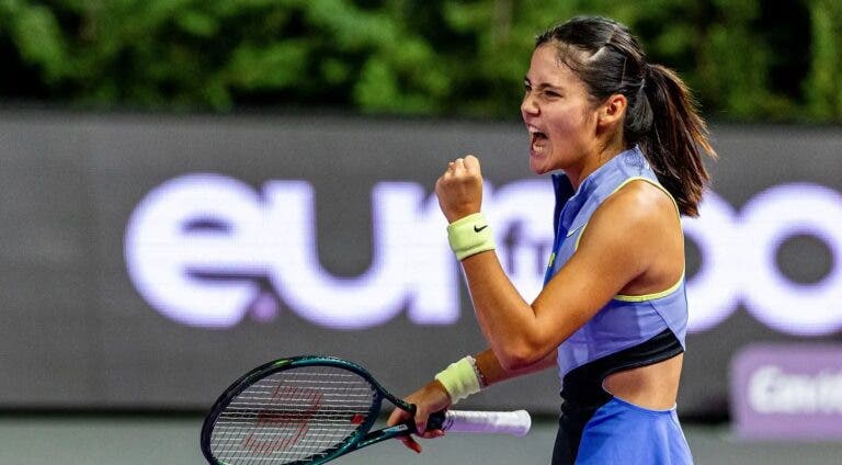 Raducanu apura-se para a sua primeira final desde o US Open 2021