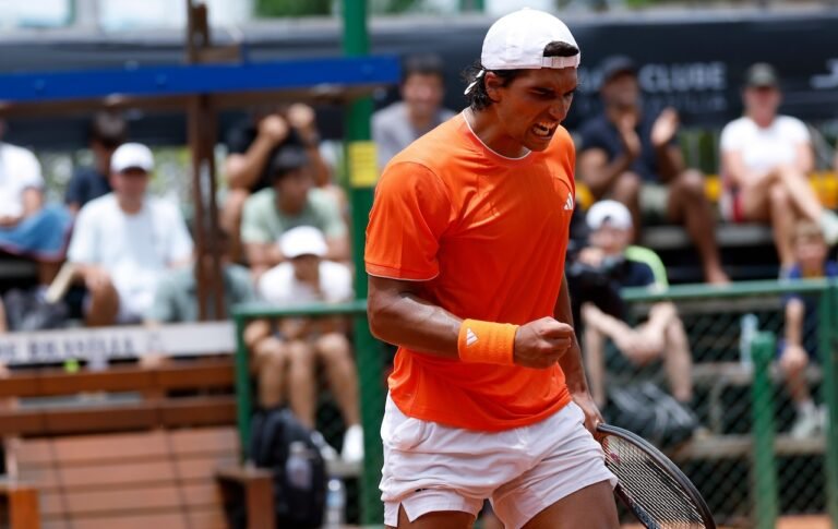 Rocha bate Monteiro, apura-se para a final em Brasília e vai bater recorde pessoal de ranking