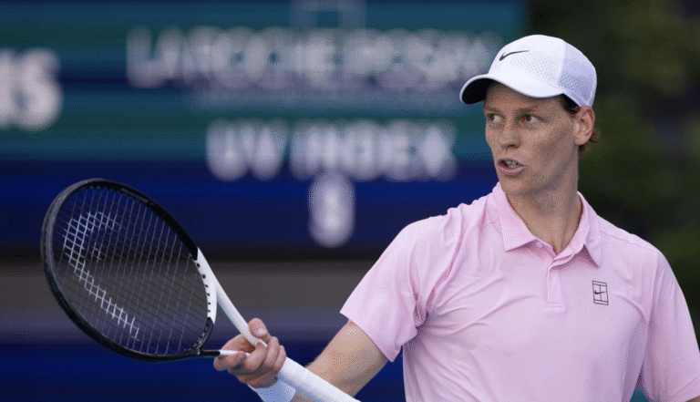 Sinner bate recorde de Djokovic e avança facilmente rumo aos ‘oitavos’ em Miami