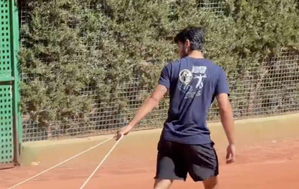 [VÍDEO] Alcaraz é o número um do Mundo mas não perde hábitos antigos
