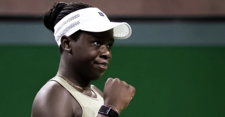 Mboko arrasa Anisimova e marca duelo com Sabalenka em Indian Wells