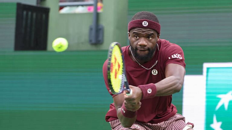 Tiafoe dá recado a Raducanu: «Precisa de encontrar alguém que lhe diga a verdade sem dramatizar a derrota»
