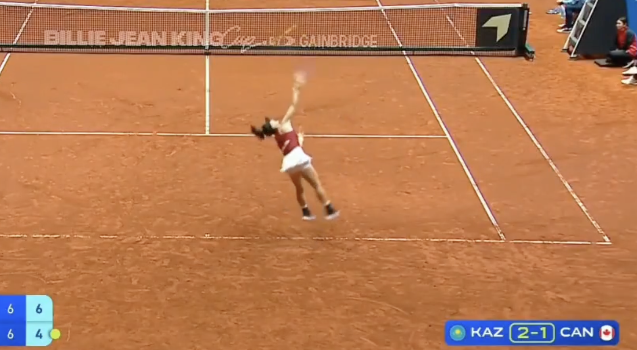 [VÍDEO] Andreescu faz dupla falta surreal… no match point
