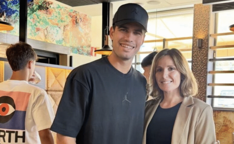 Eis a foto que está a alarmar todos os fãs de Carlos Alcaraz