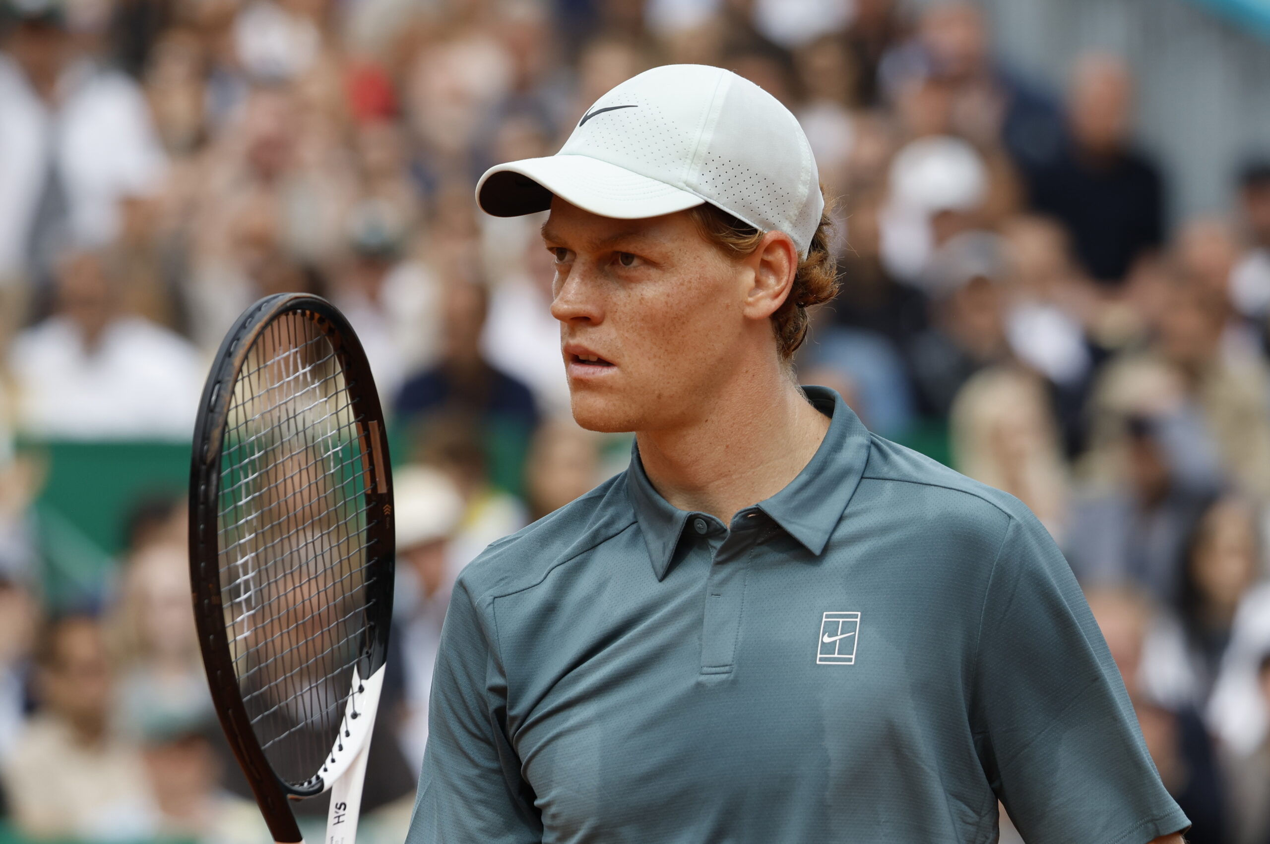 [VÍDEO] O momento em que Sinner bateu Alcaraz em Monte Carlo e regressou ao topo do ténis