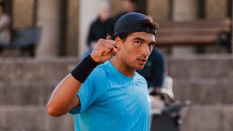 Henrique Rocha triunfa e junta-se a Jaime Faria e Frederico Silva nos ‘quartos’ em Oeiras