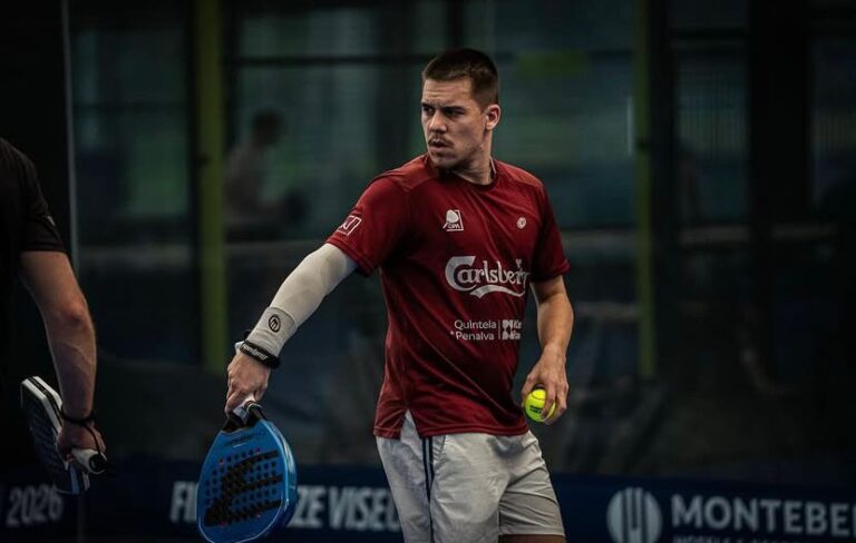 Diogo Jesus segue para a segunda ronda em Bari