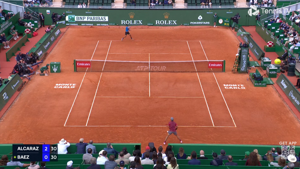 [VÍDEO] Brutalidade: Alcaraz disparou winner a… 183km/h