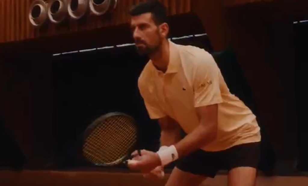 [VÍDEO] Djokovic mostra o equipamento com que vai a jogo em Roland Garros