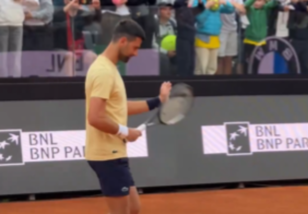 [VÍDEO] Euforia total: Djokovic treinou esta segunda-feira em Roma com grande ambiente