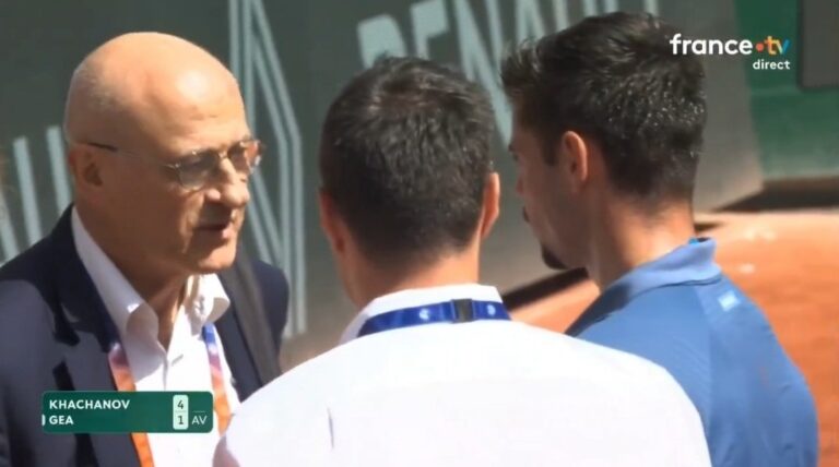 Bizarro: Gea interrompe encontro em Roland Garros e pede para ir com urgência… à casa de banho