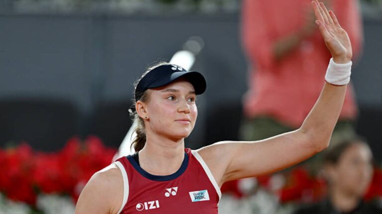 Rybakina perde dois jogos com Pliskova e Swiatek atropela Osaka rumo aos ‘quartos’ em Roma