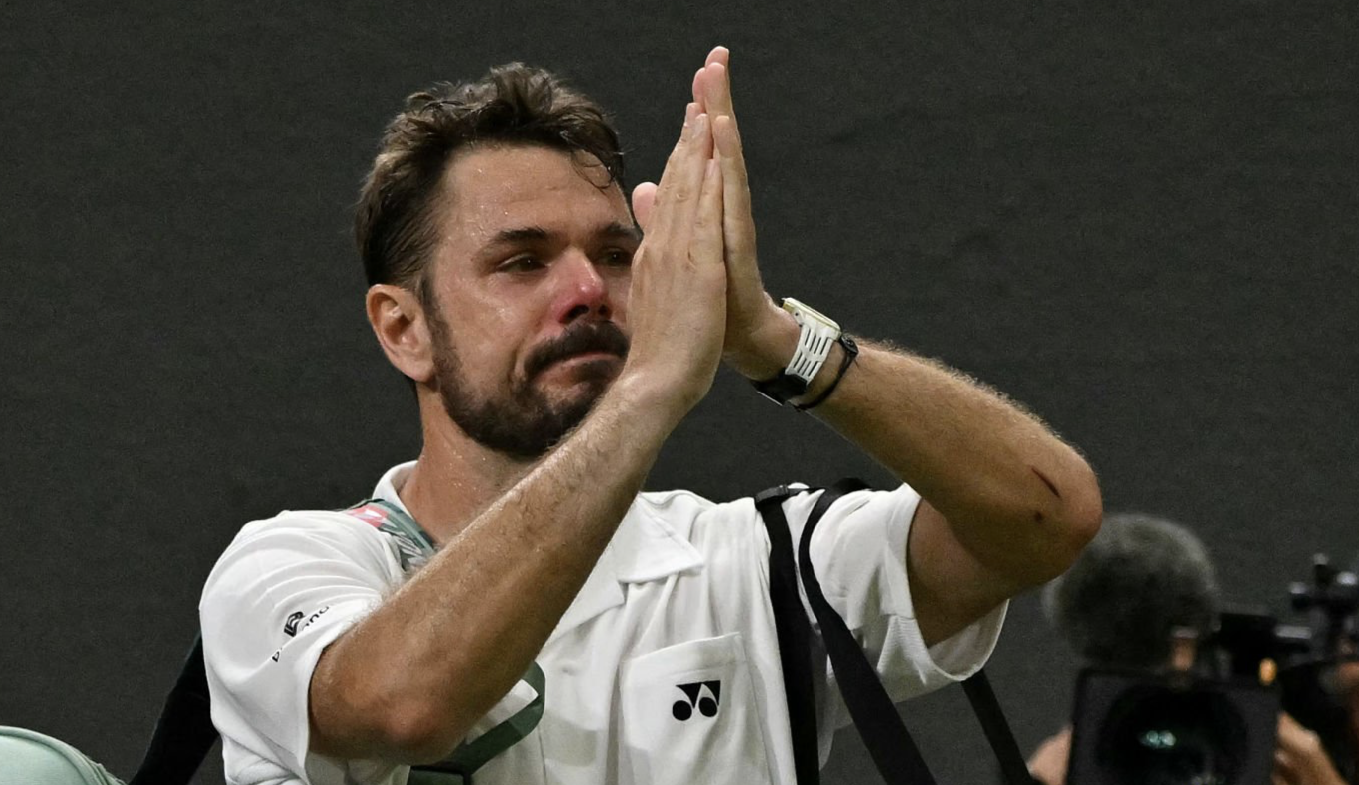 Wawrinka emociona-se na despedida de Wimbledon: «Não quero retirar-me, mas sei que chegou a hora»