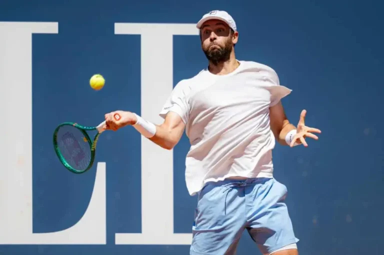 Halys derrota campeão Bublik na final de Kitzbuhel e vence primeiro título ATP da carreira