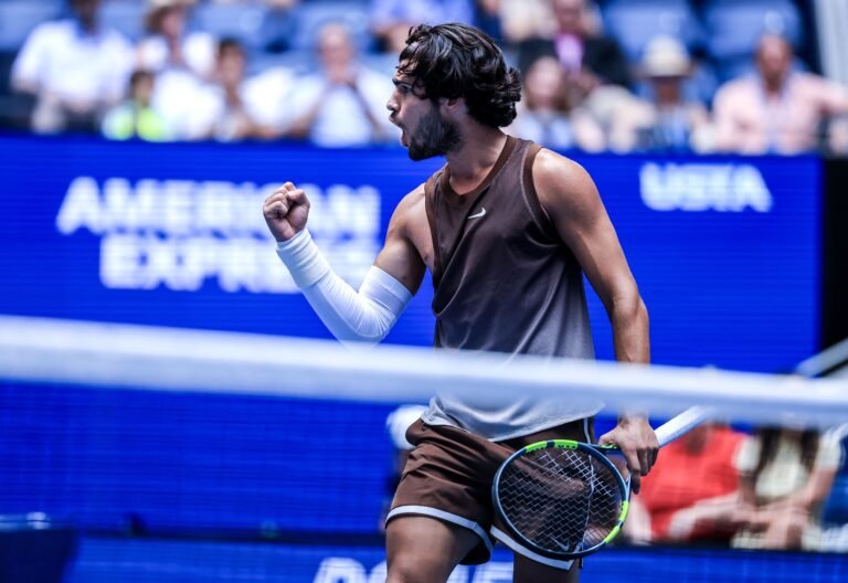 Como se nada fosse! Alcaraz regressa em grande e marca duelo com Faria no US Open