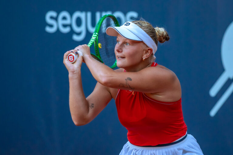 Milana Ivantsiv vence três jogos contra cabeça de cartaz do WTA 125 no CIF